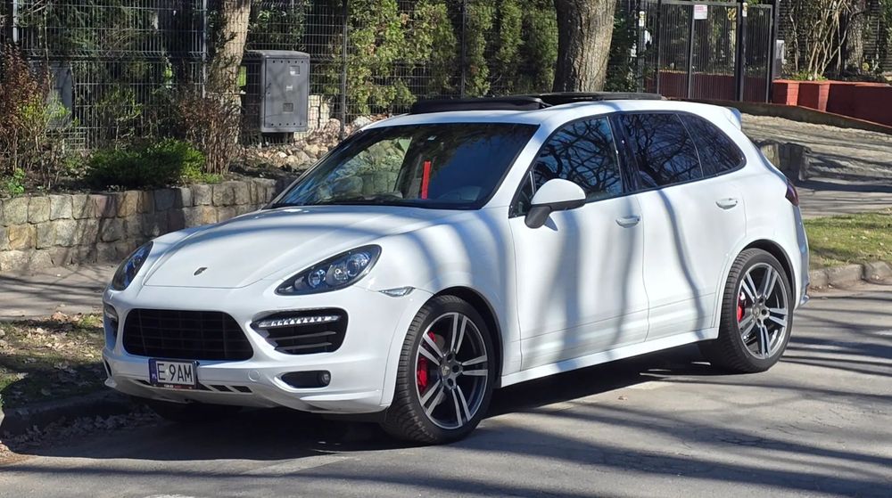 Porsche Cayenne Porsche Cayenne GTS 4,8 V8 420 KM - ostatni wolnossący potwór z duszą