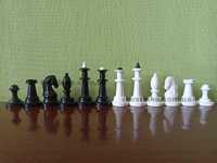 Шахматные фигуры пластиковые, шахові фігури, шахматы с доской шахи