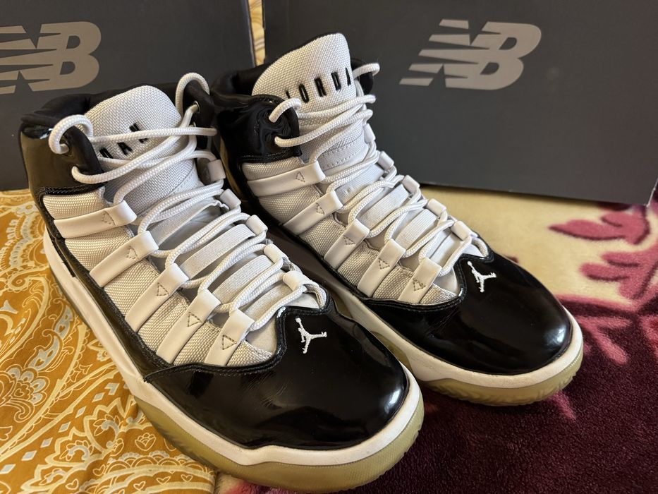 Nike jordan Max aura