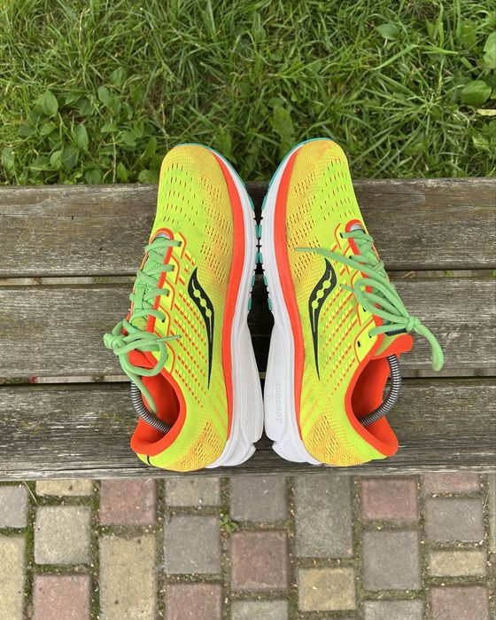 Saucony Ride 13 (28,5) кросівки для бігу салатові сітка легкі бігові