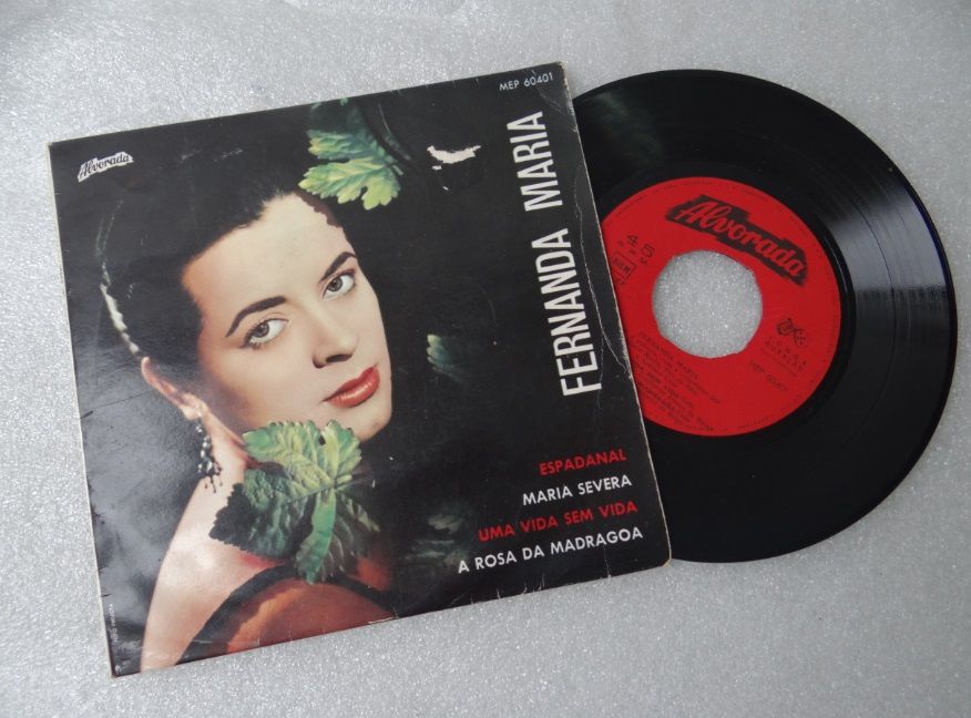 LP / Disco de Vinil - Fernanda Maria / Merry Christmas Everyone