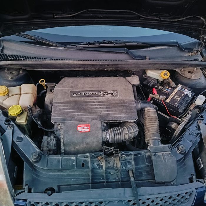 Ford Fiesta mk6 lift 1,3i części W3