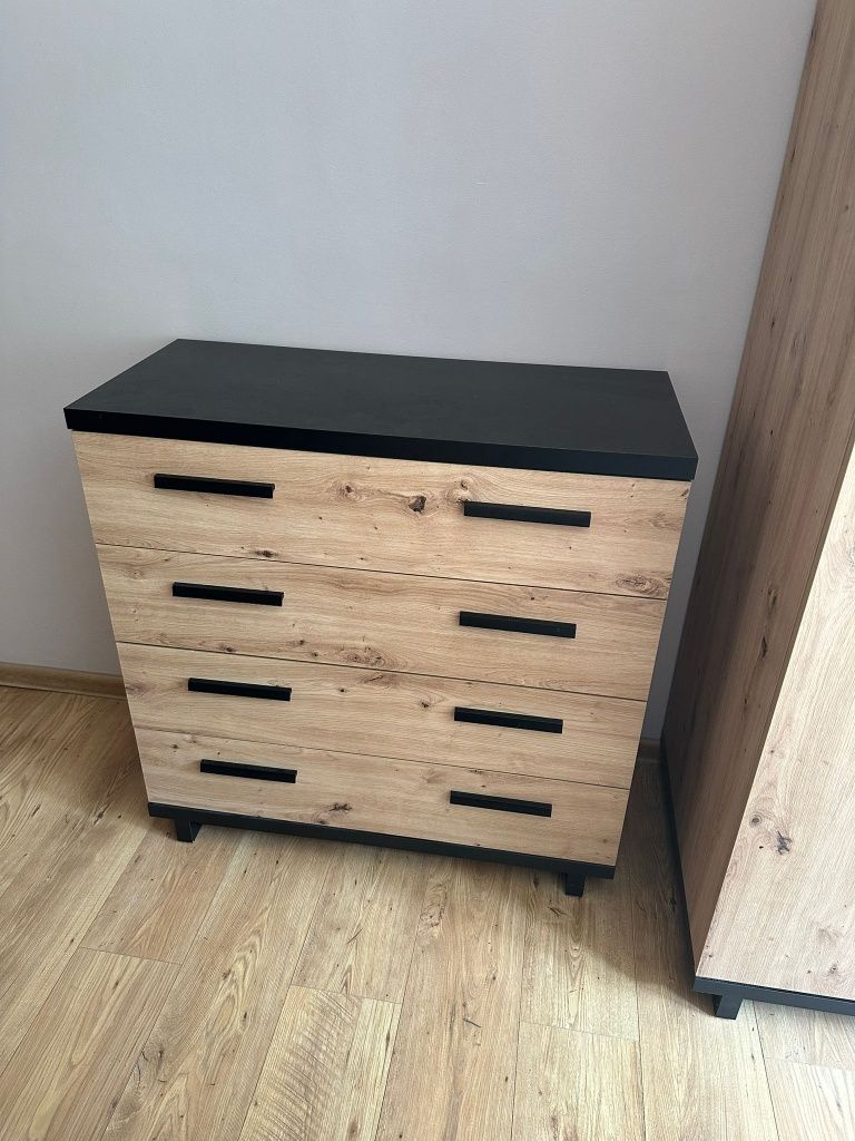 Szafa i komoda marki selsey