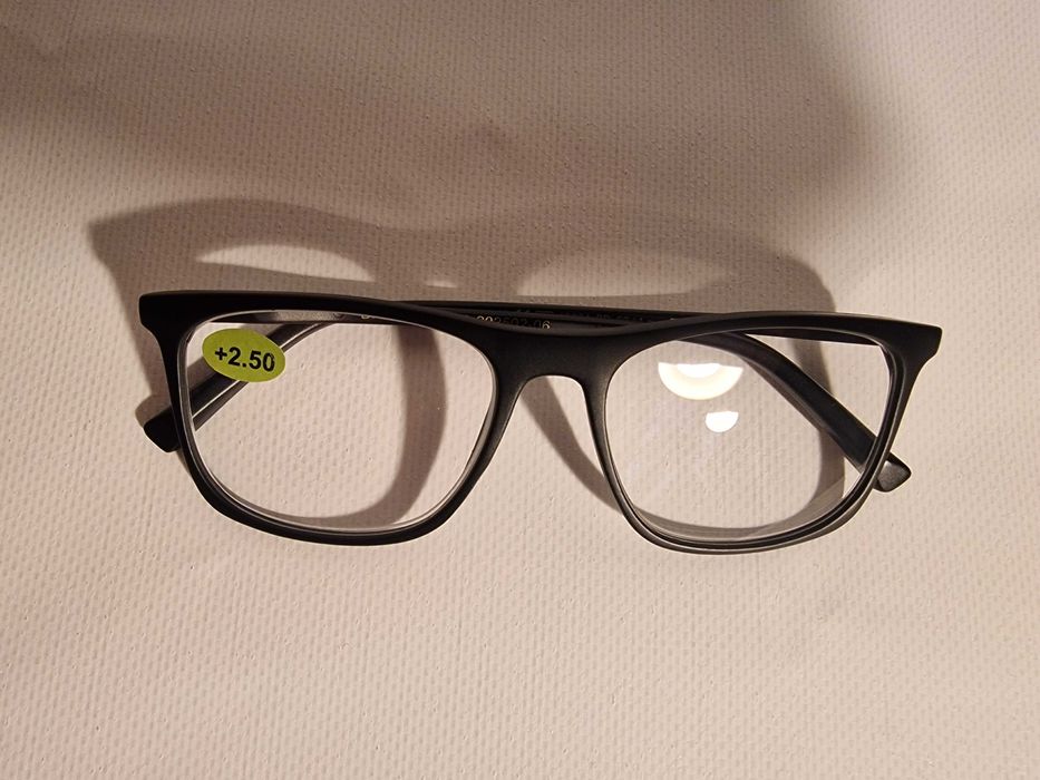 Okulary korekcyjne unisex +2.5 do czytania