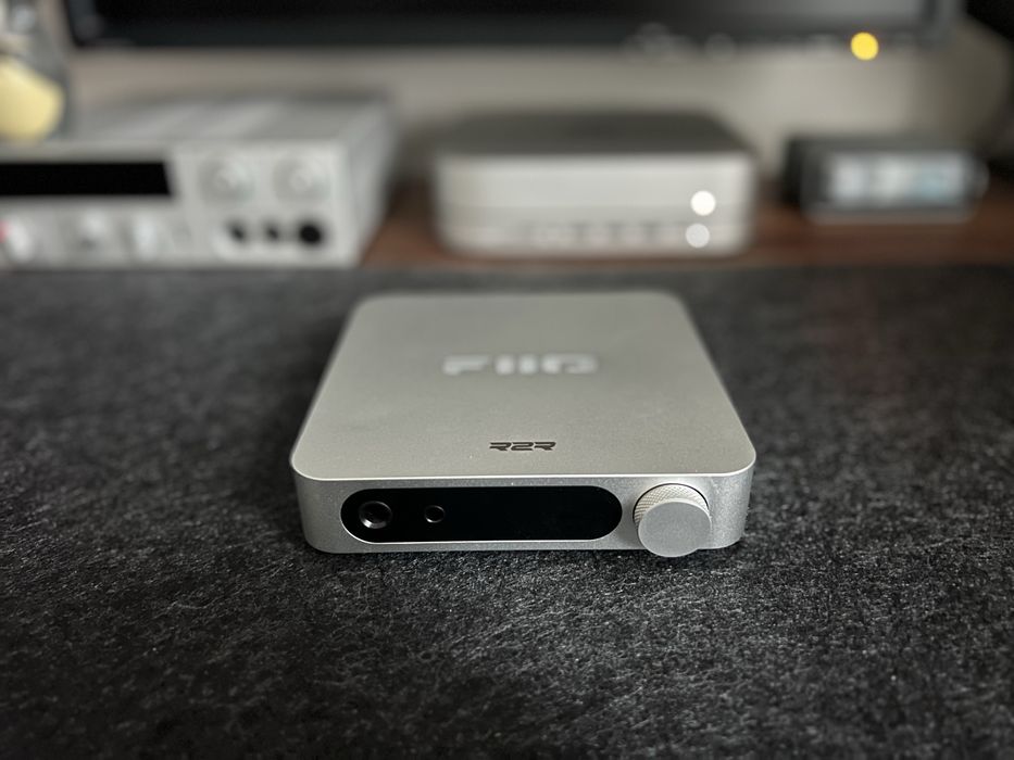 FiiO K11 R2R srebrny wzmacniacz słuchawkowy DAC