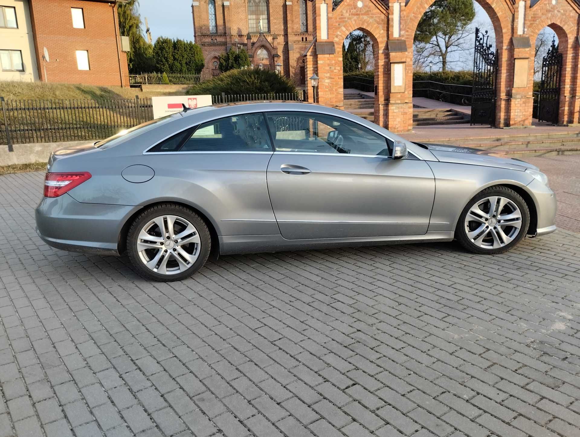 Mercedes-Benz klasy E Coupe 2.2 CDI W207 / C207