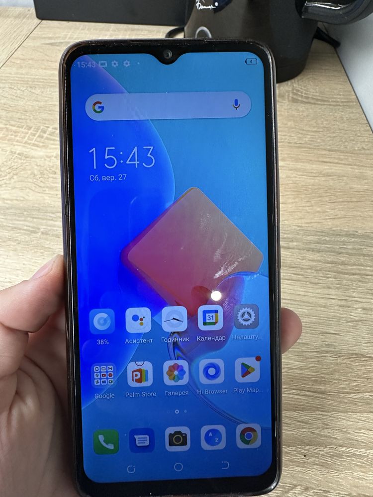 Продам Tecno spark 8c 4/64