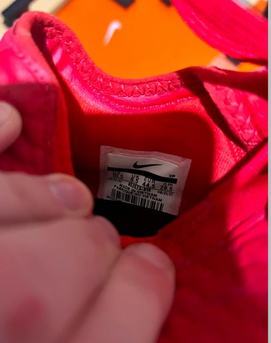 Продам футзалки найк Nike