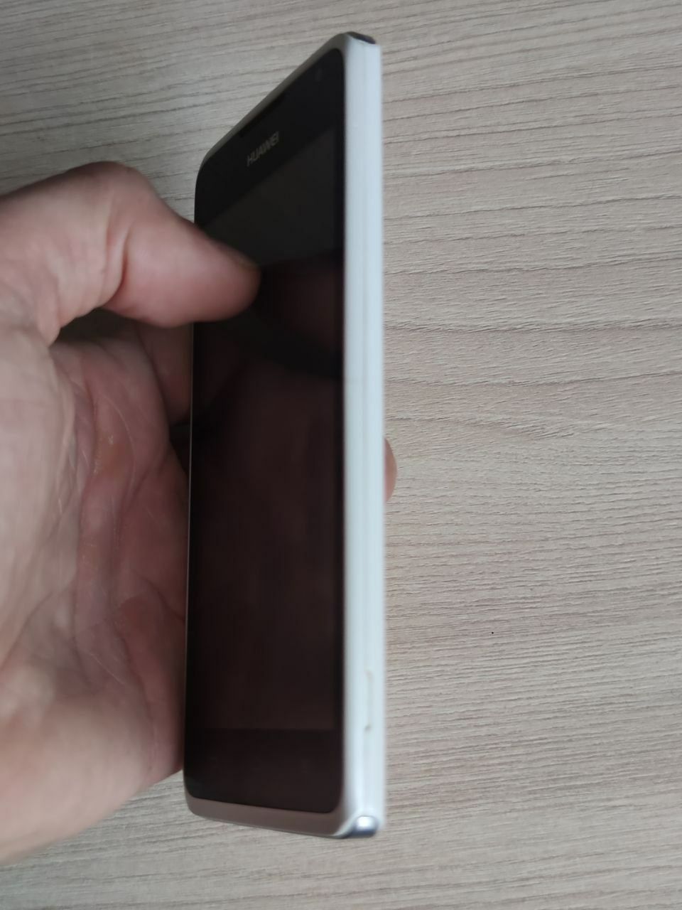 Смартфон Huawei Ascend Y530 в отличном состоянии