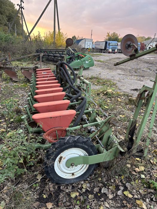 Сівалка бурякова Nodet 12 рядна