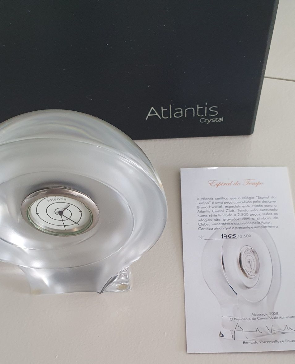 Relógio "ESPIRAL DO TEMPO" da Atlantis / Vista Alegre