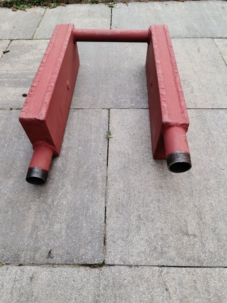 Wezownica lewa z gwintem 1 1/4  40x40x13