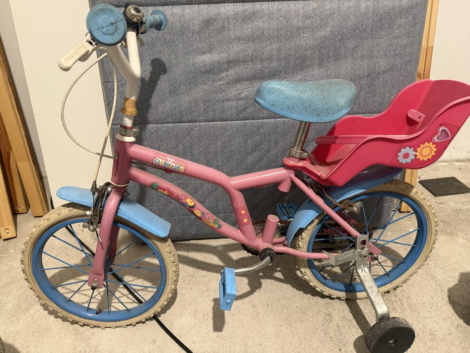Vemdo bicicleta de menina usada