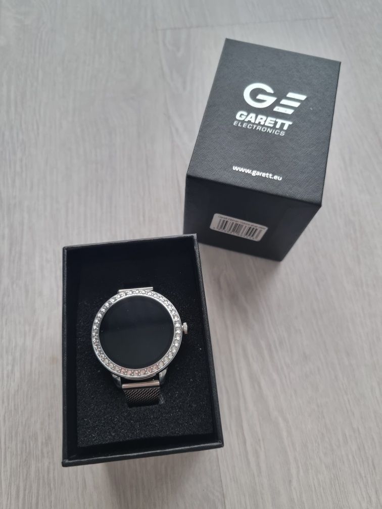 Zegarek damski Smartwatch srebrny z cyrkoniami Garett