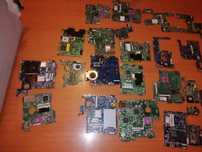 Caixa com diversas placas principais