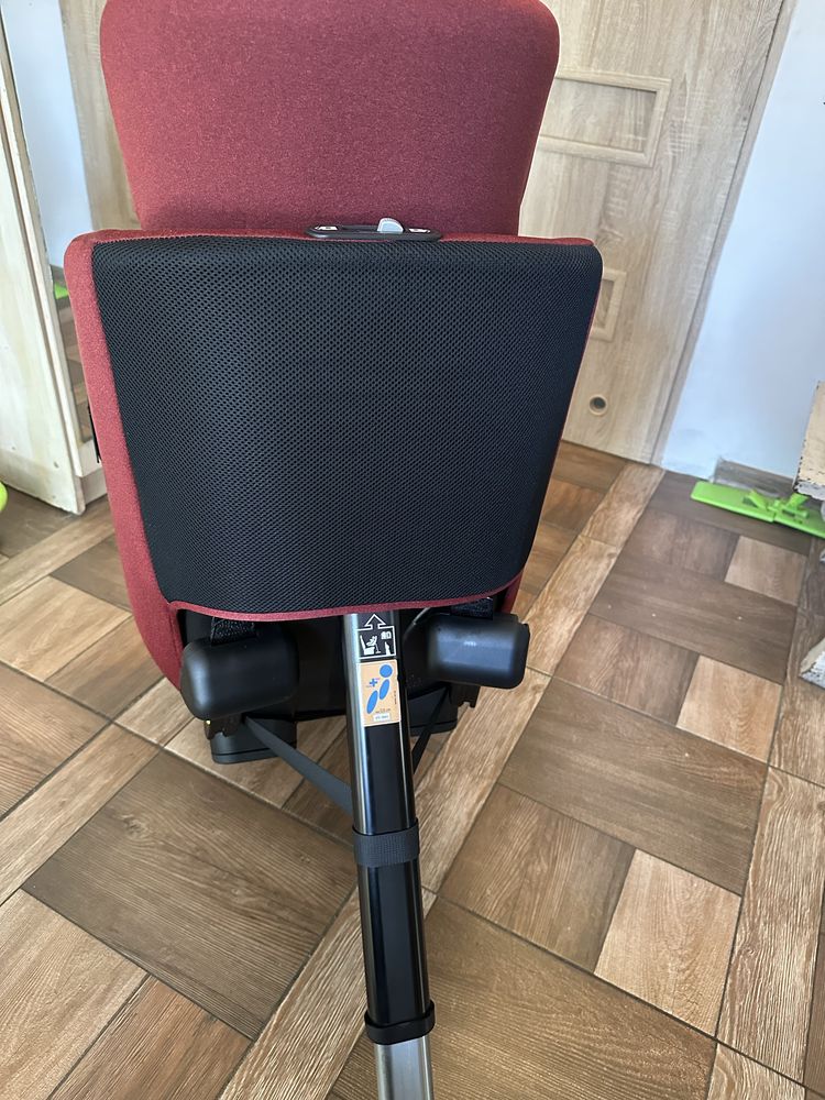 Axkid minikid 4 używany