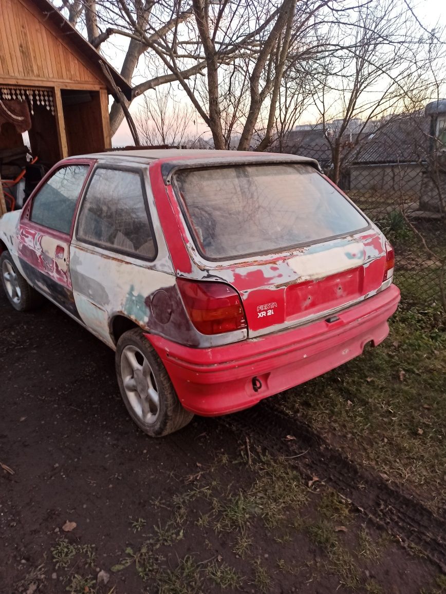 Ford fiesta mk3 89-95р. По запчастинах форд фієста