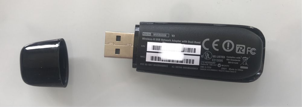 Selling 2 Cisco wireless antennas + 2 USB extension cables64284555866371123