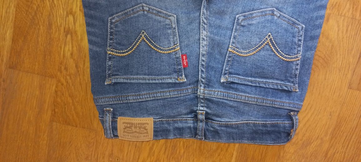 Джинси Levis для дівчинки