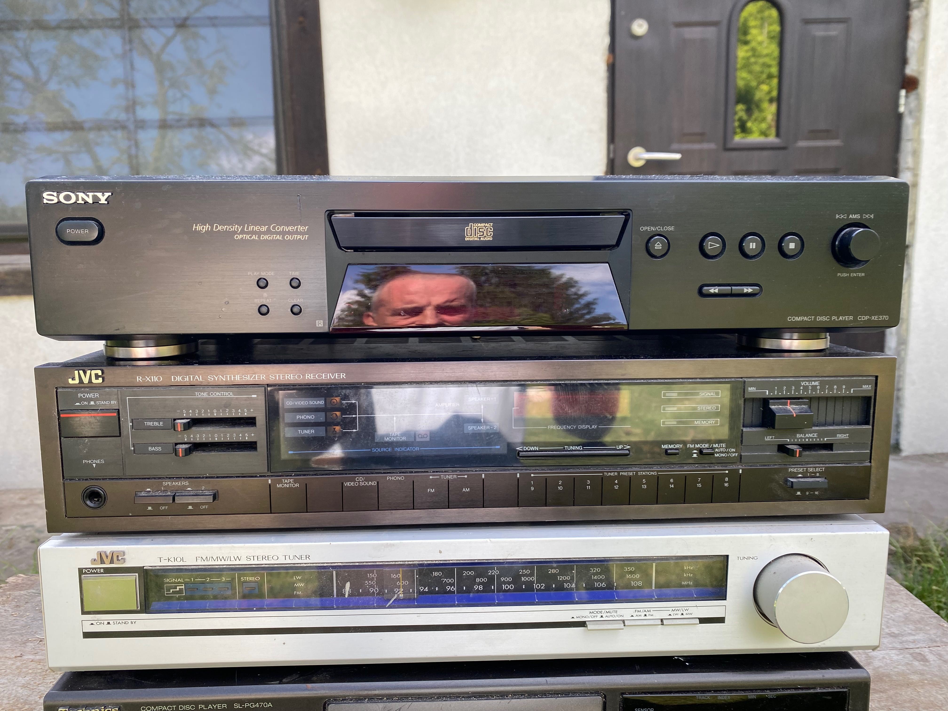 Technics JVC Sony