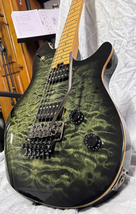 Guitarra EVH Wolfgang Standard QM