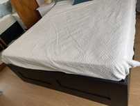 Cama de casal ikea castanha escura