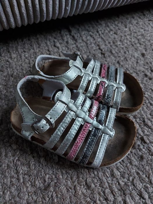 Sandałki rzymianki rozmiar 25