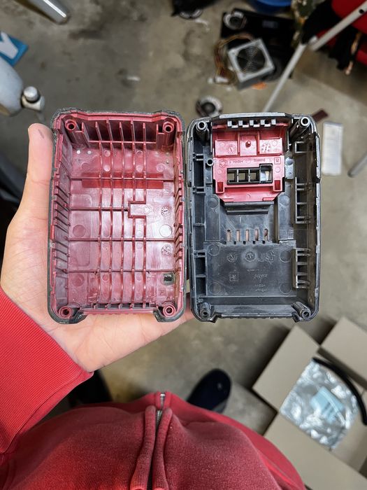 Carcaça bateria Einhell Power X-Change 18V 3.0Ah (vazia)