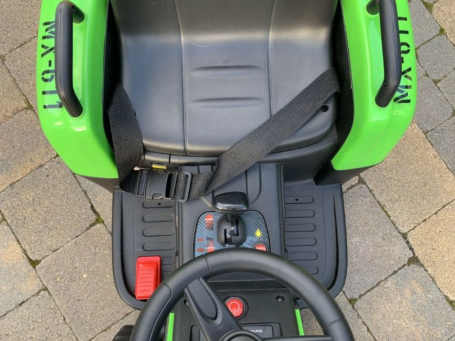 Traktorek na akumulator BLOW XMX611 + przyczepka auto samochód 12V