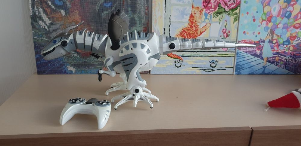 Интерактивный робот динозавр на пульте