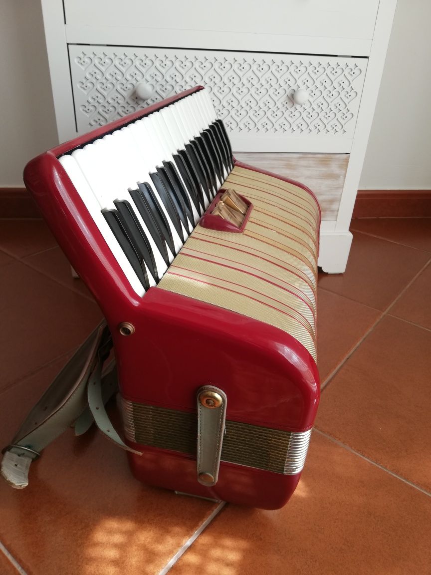 Acordeão Hohner Marchesa