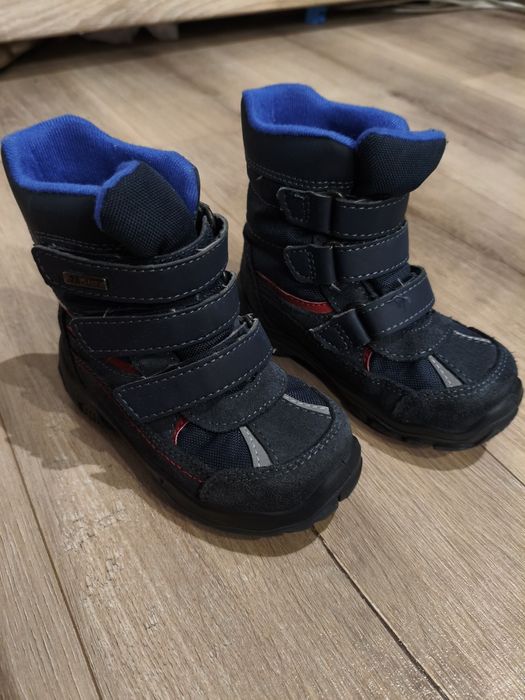 Buty zimowe chłopiece 22