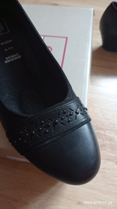 Buty 41 Easy Street