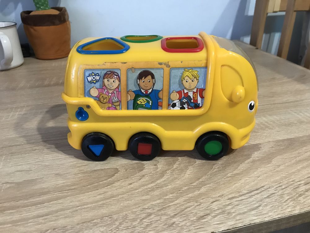 Автобус. Дитячий автобус