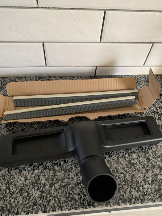 НАСАДКА-ЩІТКА DN35до пилососів Karcher здодатковими гумовими смужками.