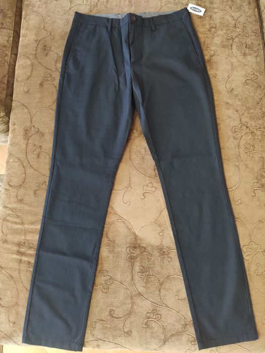 Штани OldNavy, Straight Ultimate Built-in Flex Chinos for men