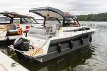 Jacht motorowy NAUTIC 900 Custom Mercury V6 200KM - Gwarancja 12 m-cy.