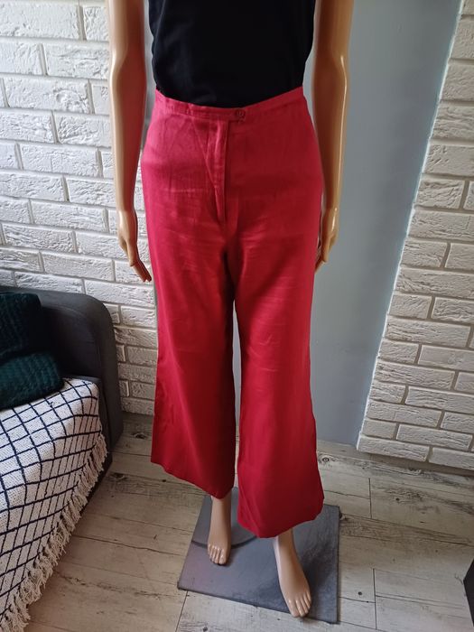 Czerwone eleganckie spodnie