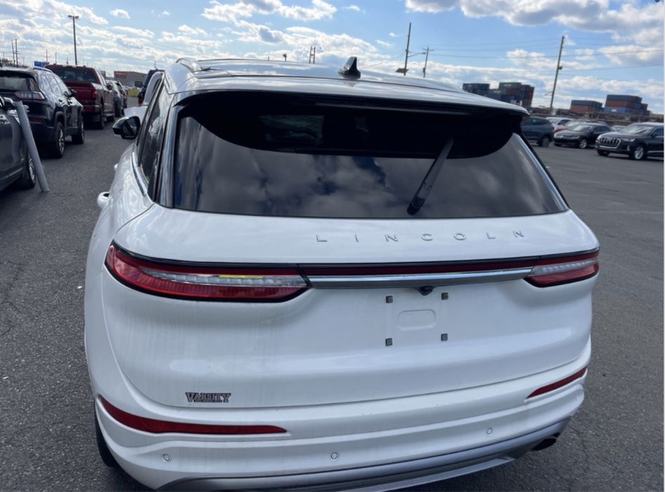 Розборка Lincoln Corsair 2021 року 2,3L повний привід