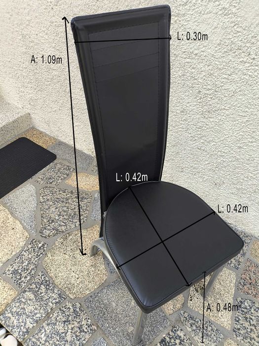 Mesa de Sala com 4 Cadeiras