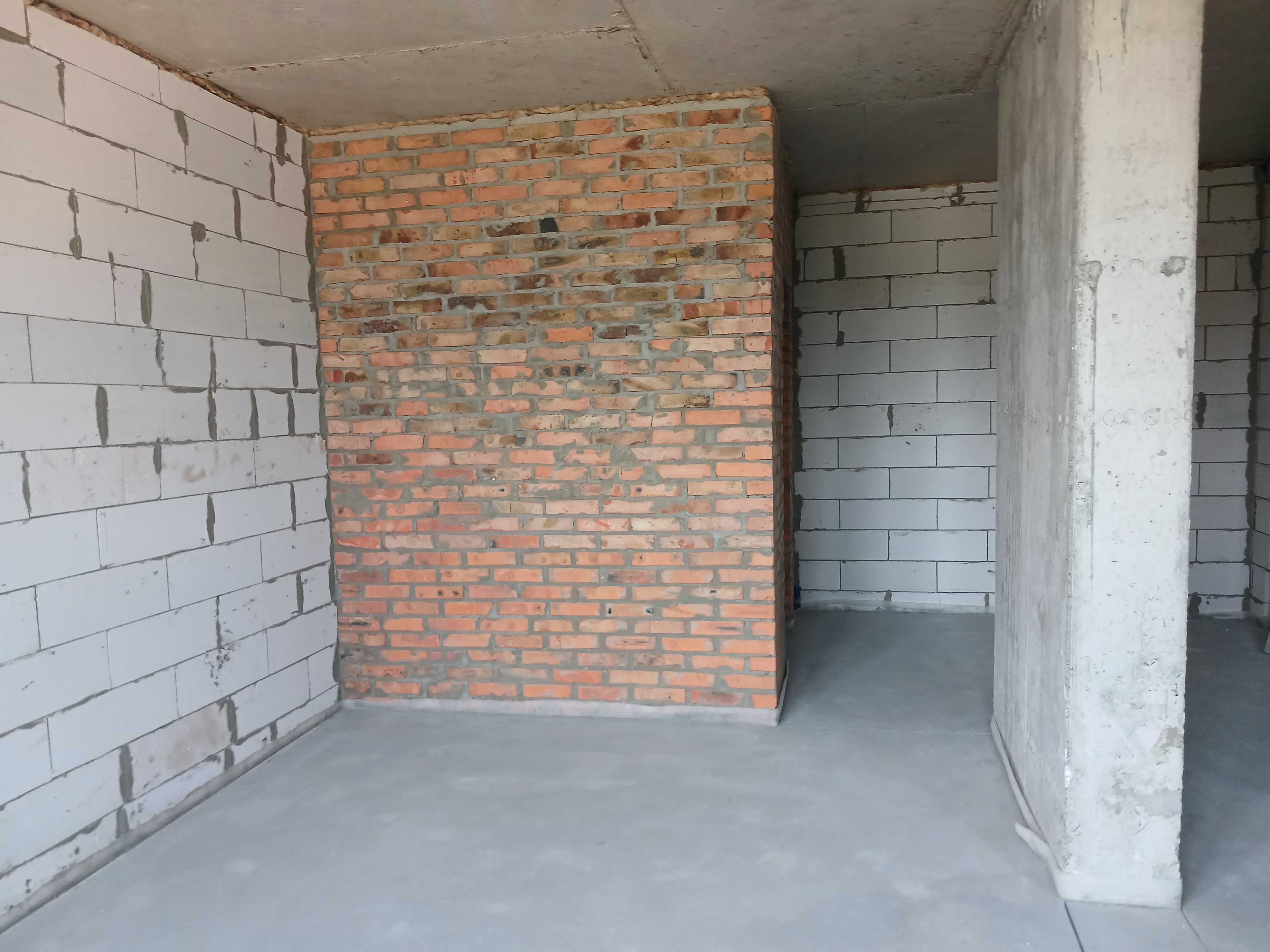 Продам 1 комнатную квартиру с панорамными окнами
