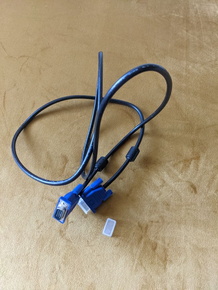 Kabel VGA nowy niebieski