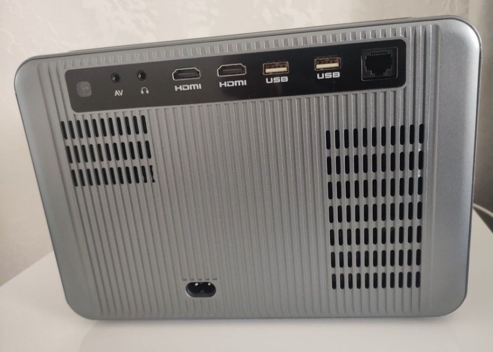 портативний світлодіодний проектор Vigpil C58