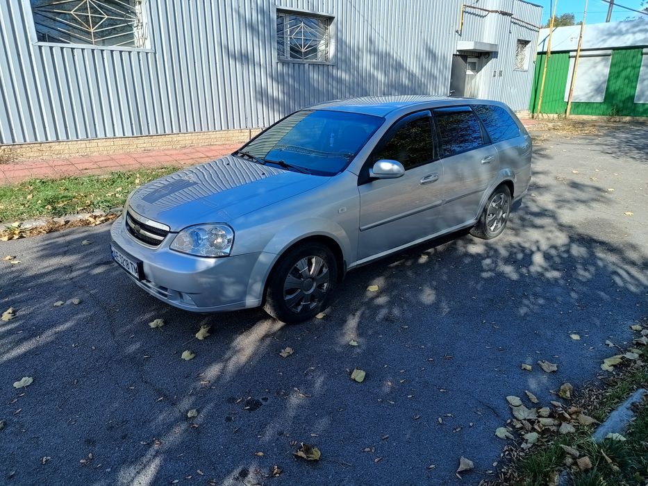 Продам Шевроле Лачетти 1.8