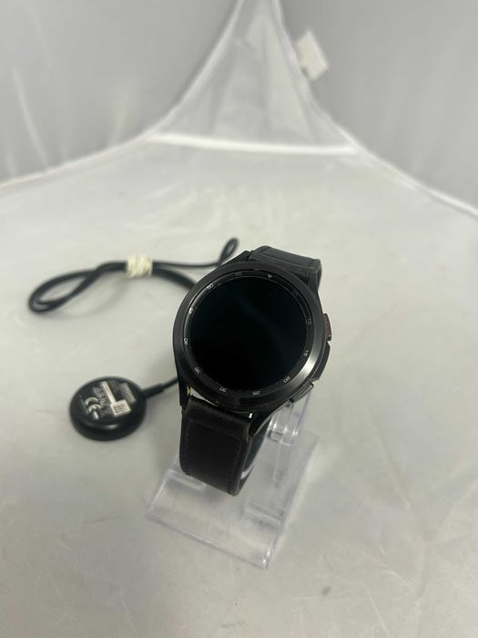 Smartwatch Samsung Galaxy WATCH 4 CLASSIC + ładowarka