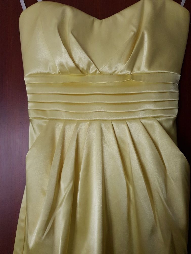 Vestido de cerimónia acetinado