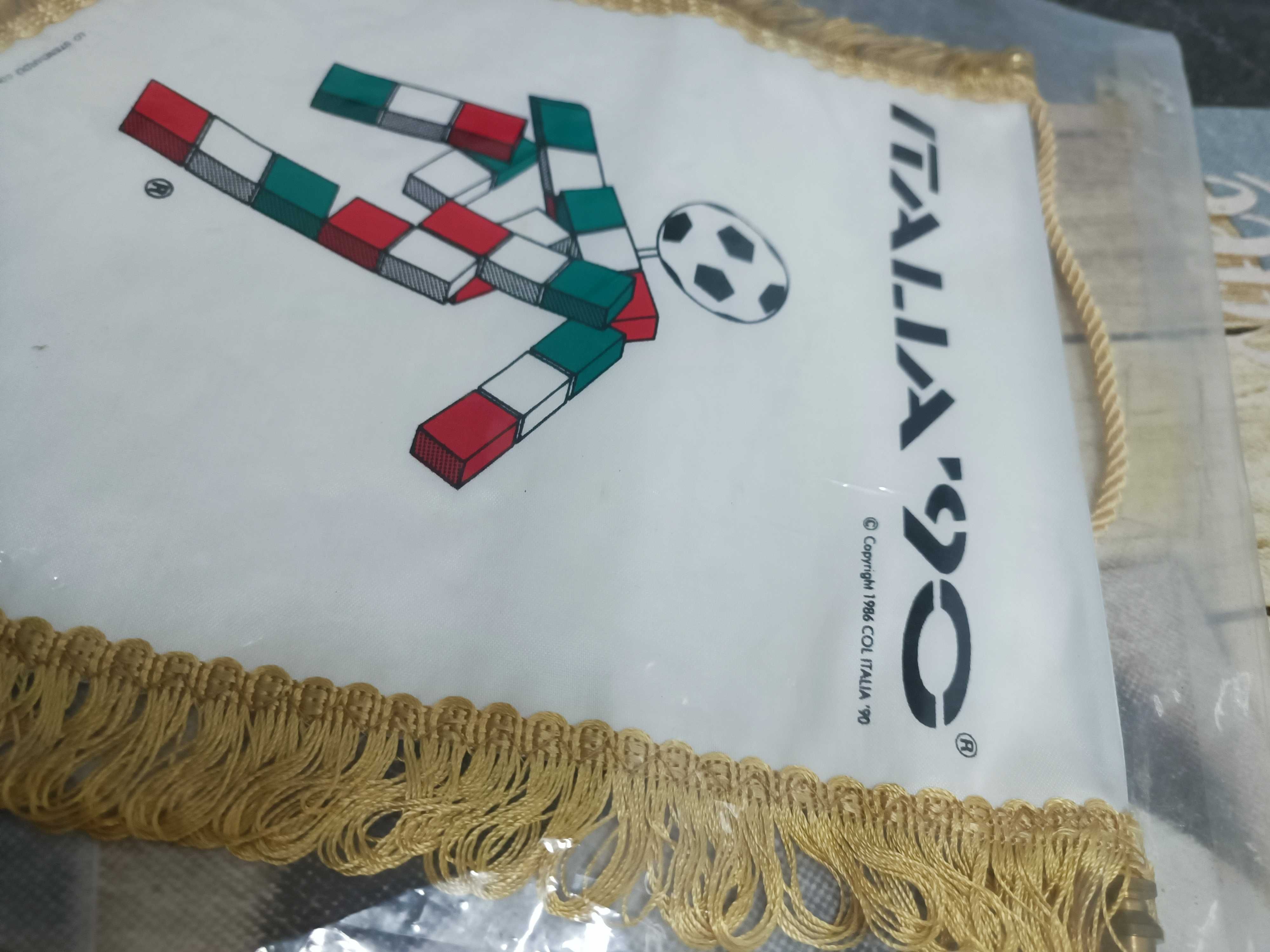 Galhardete oficial Mundial Futebol Italia 90