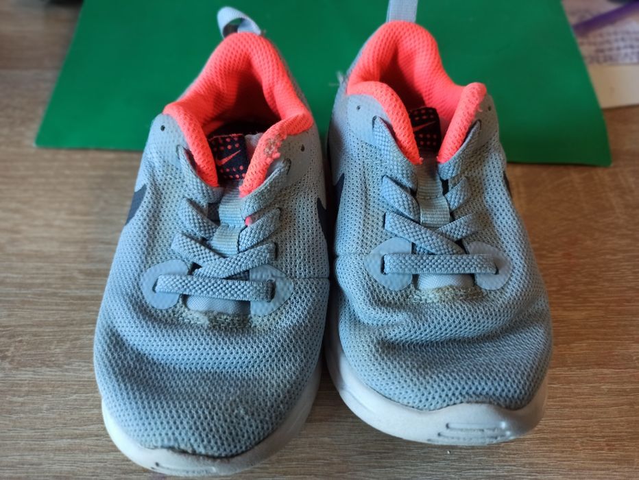Nike air Кросівки на дівчинку 25 р
