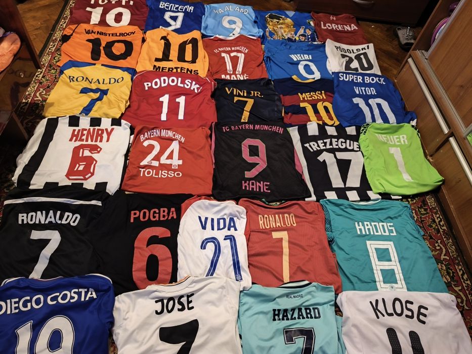 РозпродажКолекція футболок всі розміри  від