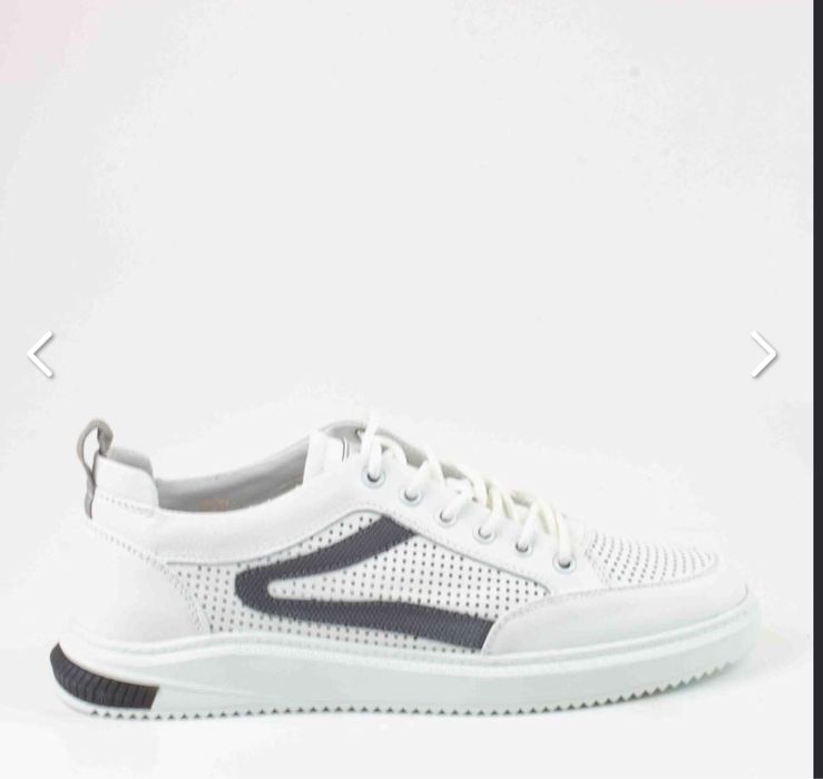 Шикарні кеди, кросівки мокасини